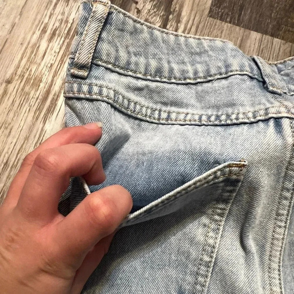 SHEIN Shorts - Picture 5 of 6